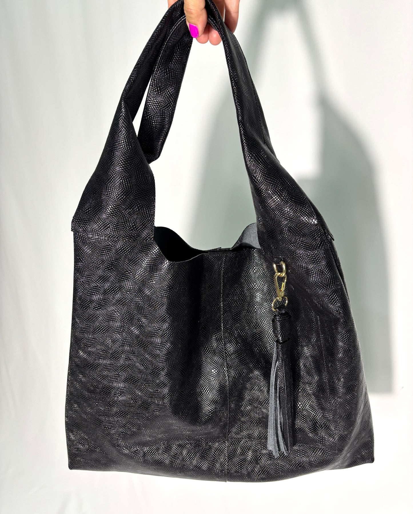 BOLSO EN CUERO (1025)