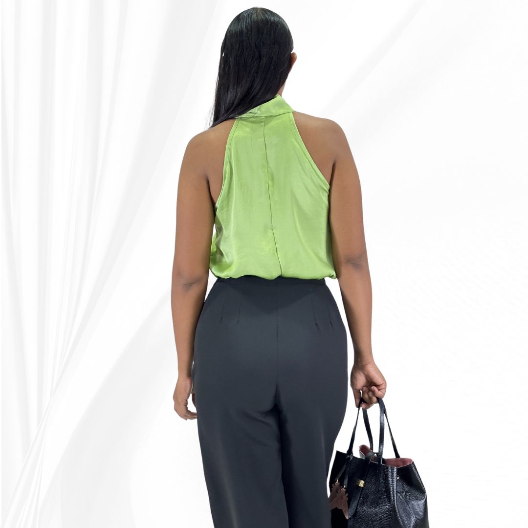 BLUSA SATINADA CON CUELLO HALTER (1111987)