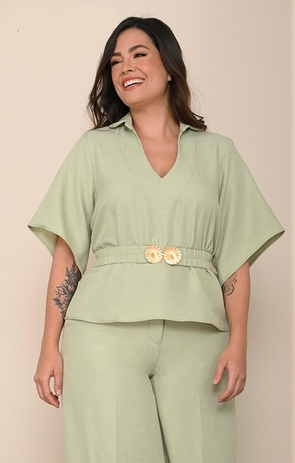 BLUSA CON CUELLO TALLA PLUS (1142427)