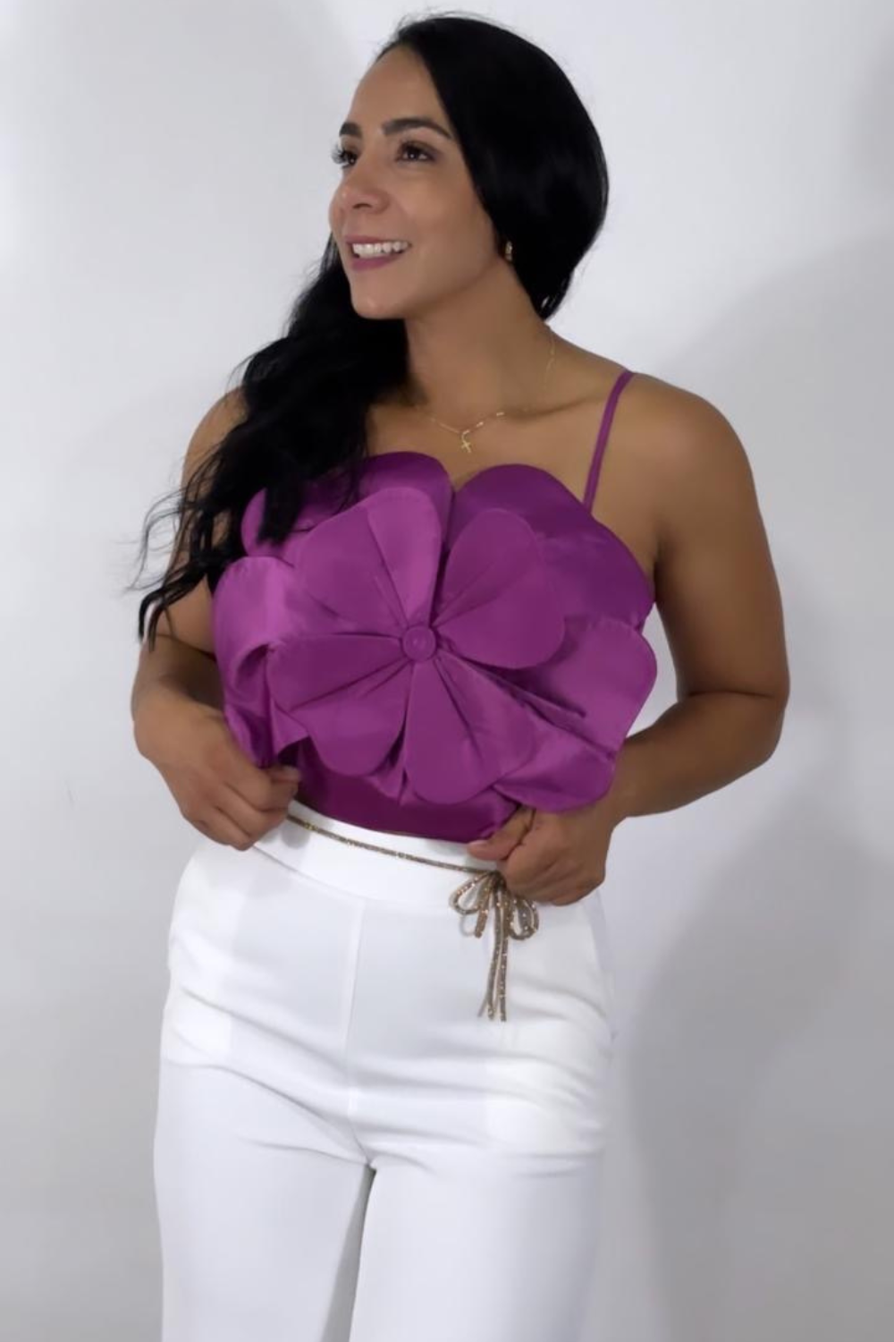 BLUSA CROP TOP CON FLOR (1530CR)