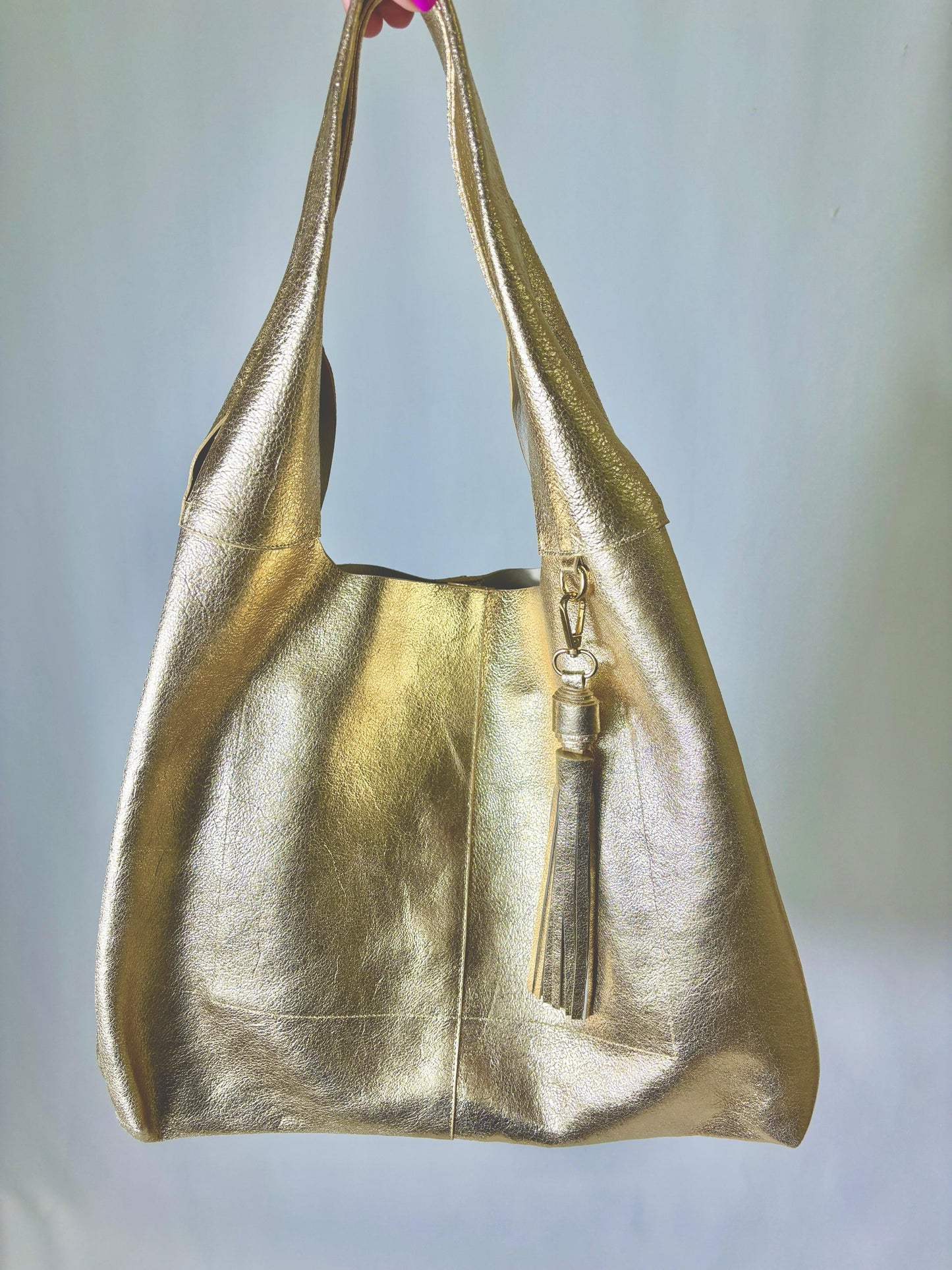 BOLSO EN CUERO (1025)