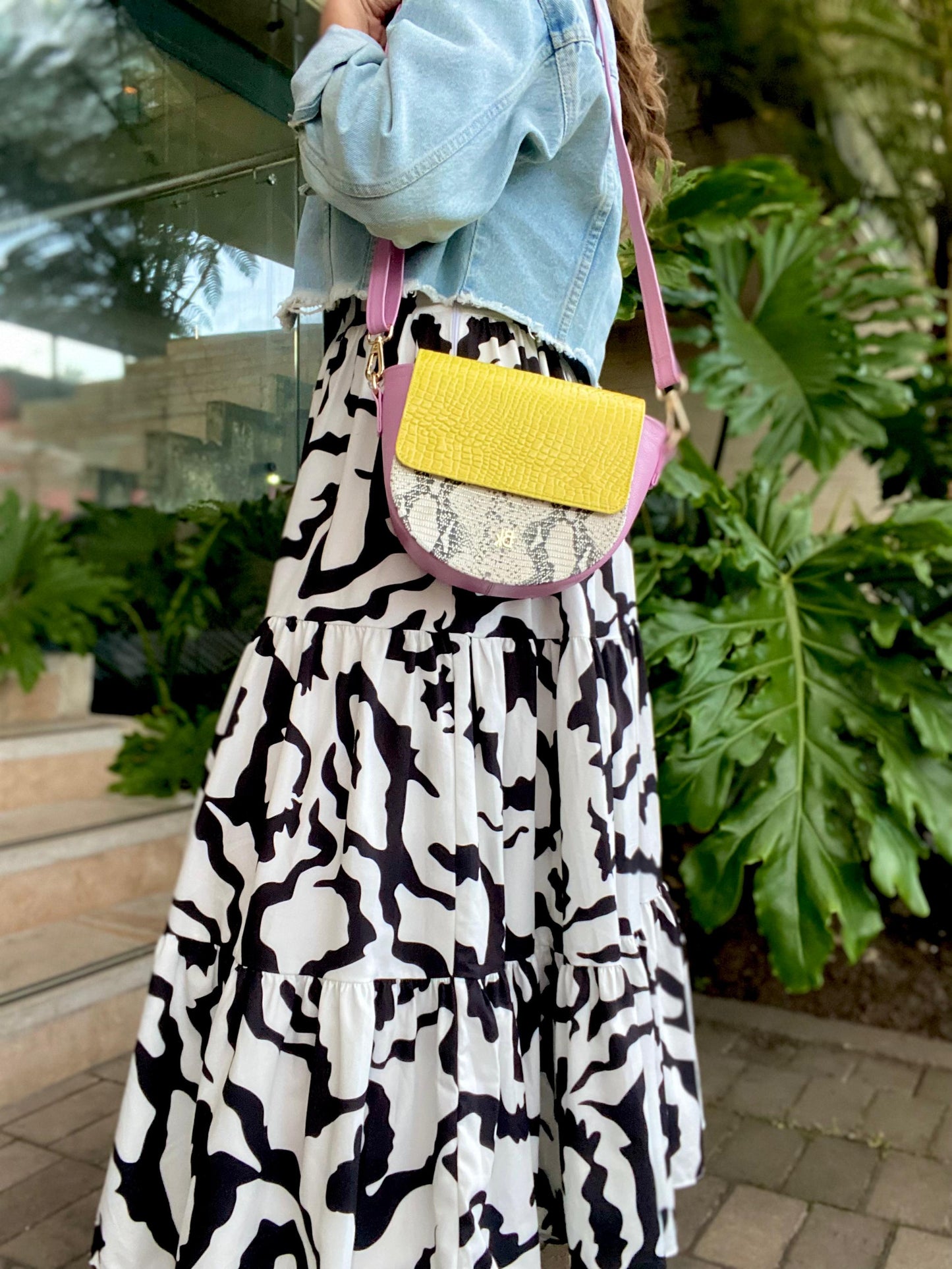 BOLSO MEDIA LUNA (AMBER)